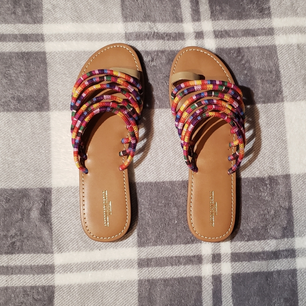 American Eagle Sandals